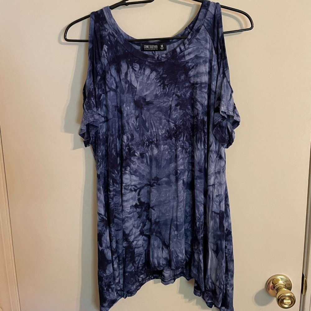 Lock & Love Tie-Dye Cold Shoulder Tunic